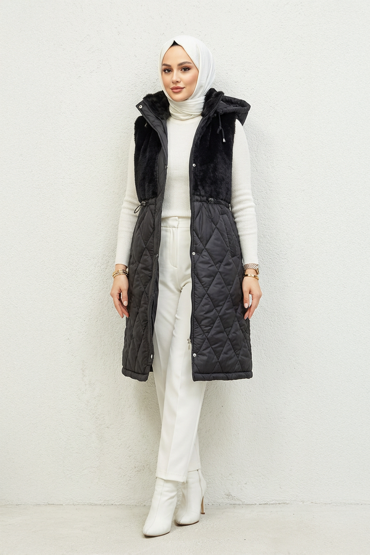 Yaka ve Göğüs Kürklü Tesettür Yelek Siyah