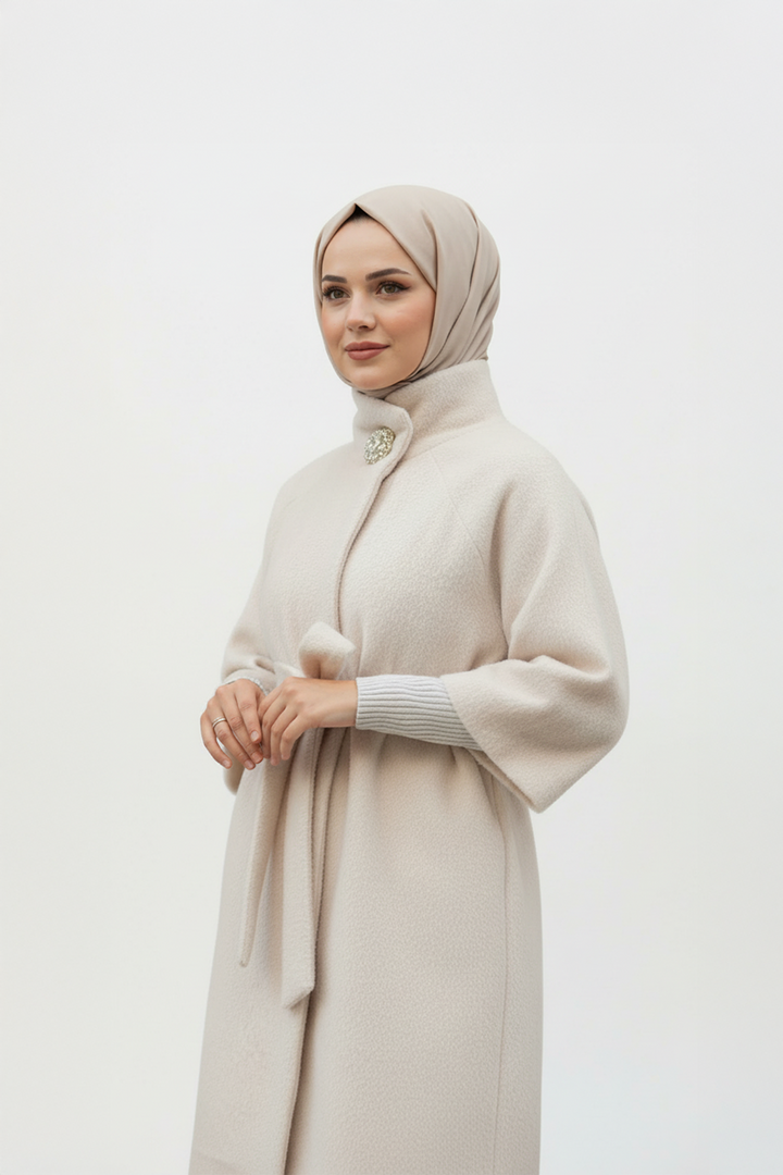 Broş Detaylı Kaşe Kumaş Kaban Taş