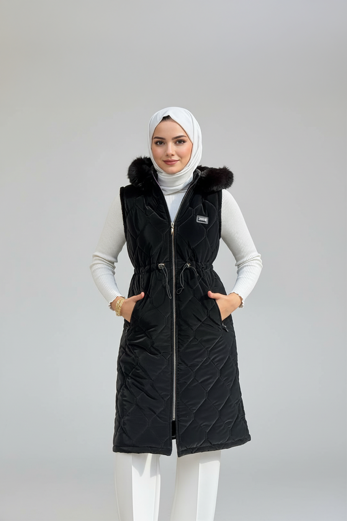 Kürk Detaylı Ara Boy Kapitone Yelek Siyah