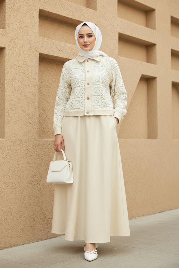 Dantel Detaylı Gabardin Kumaş Takım Bej