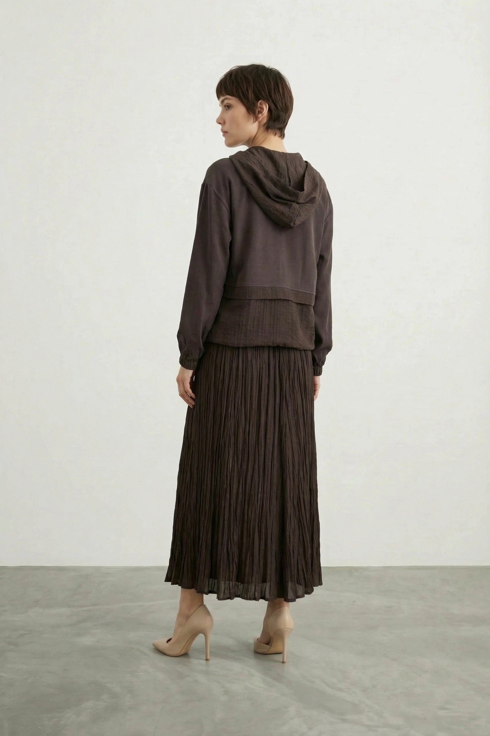 Torba Cepli Kapüşonlu Etekli Takım Kahverengi