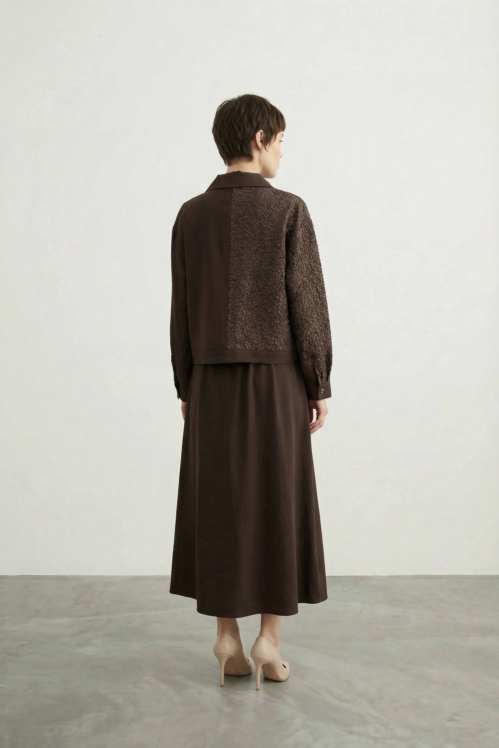 Taş İşlemeli Parlak Kumaş detaylı Qupra Kumaş Takım Kahverengi