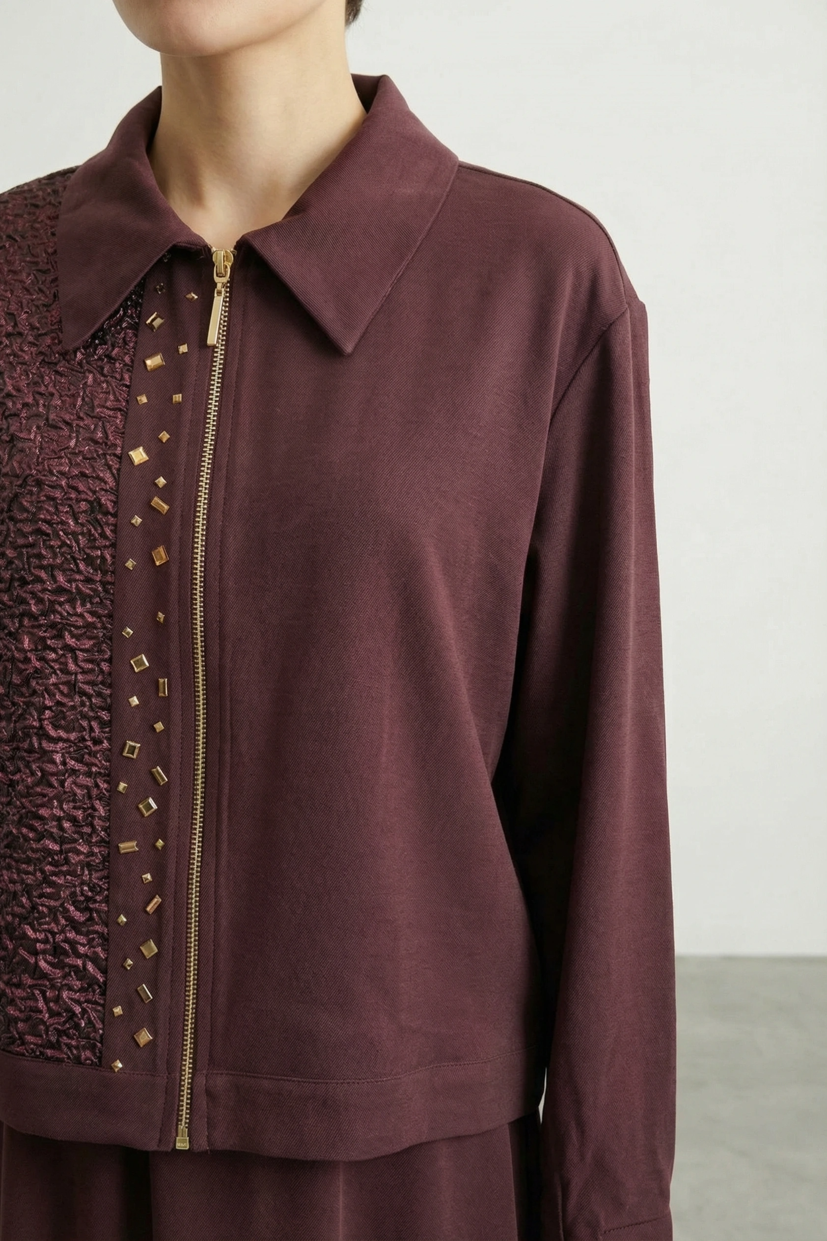 Taş İşlemeli Parlak Kumaş detaylı Qupra Kumaş Takım Mürdüm