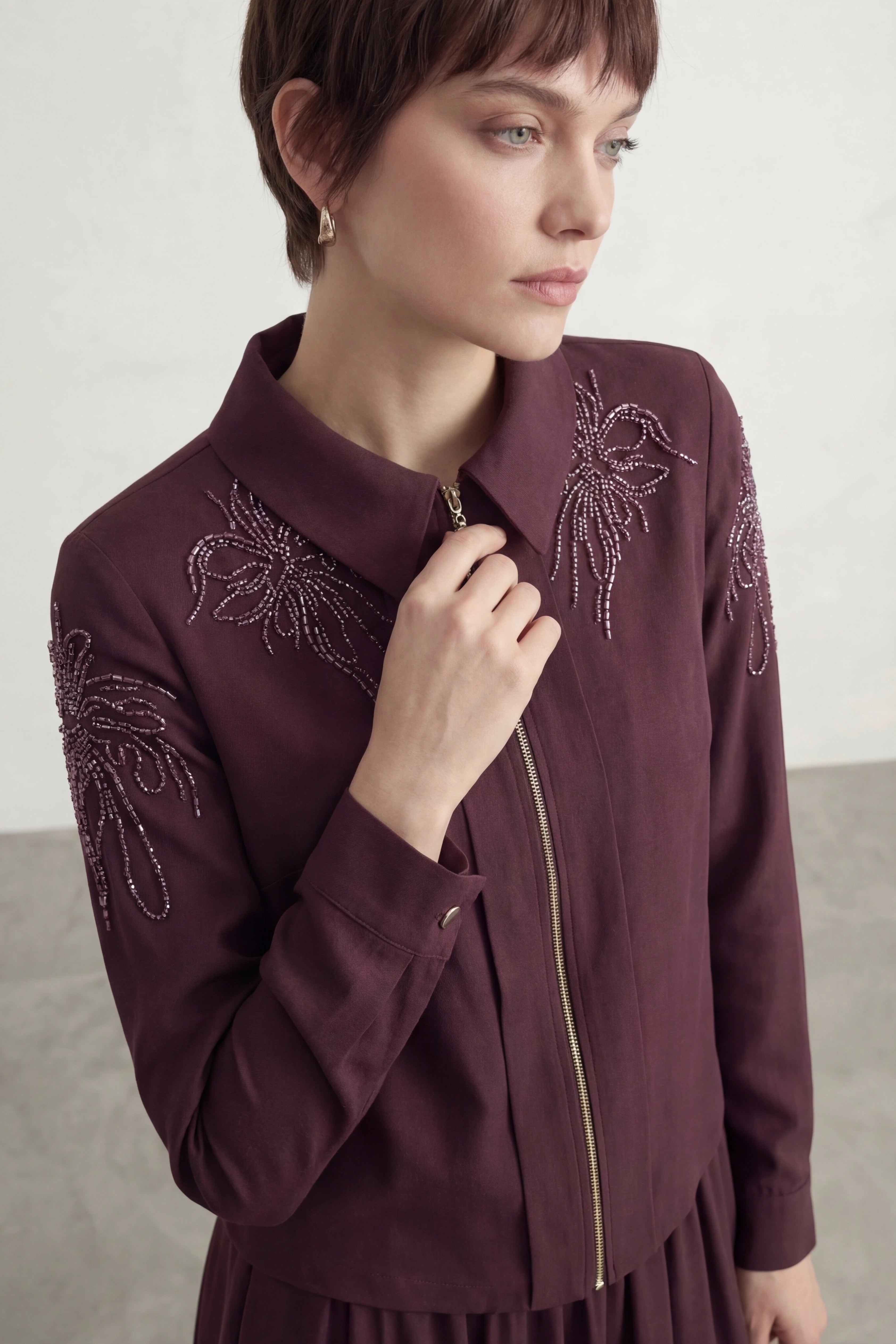 Taş İşlemeli Amiri Kumaş Etekli Takım Bordo