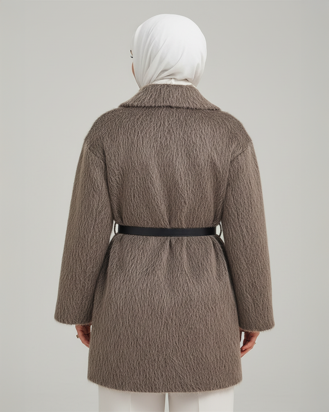 Tay Tüyü Gold Düğmeli Mont Vizon