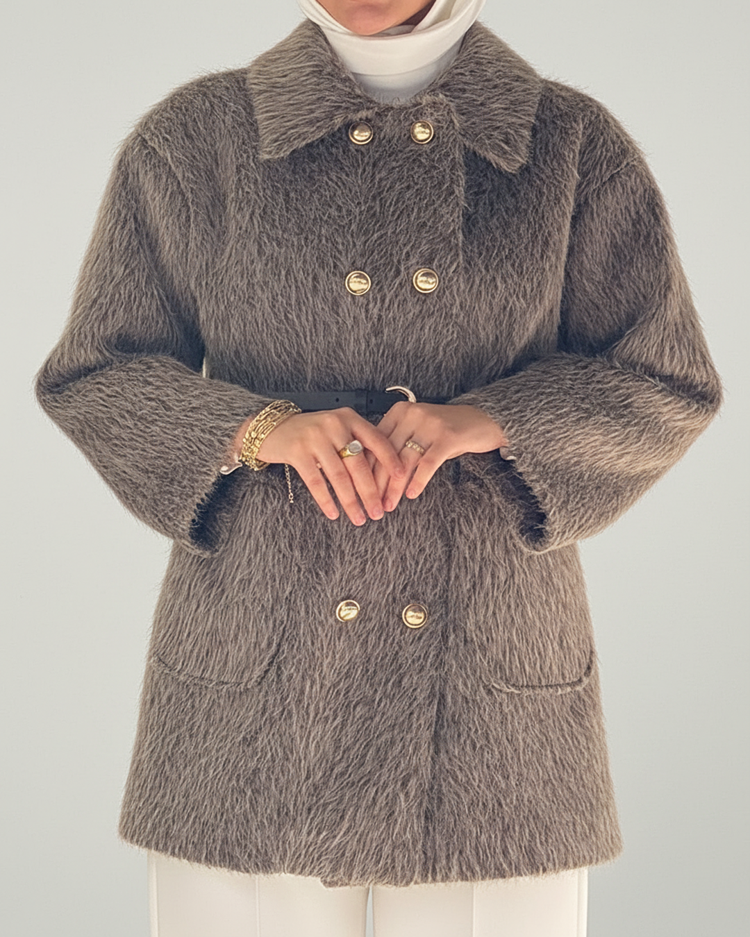 Tay Tüyü Gold Düğmeli Mont Vizon