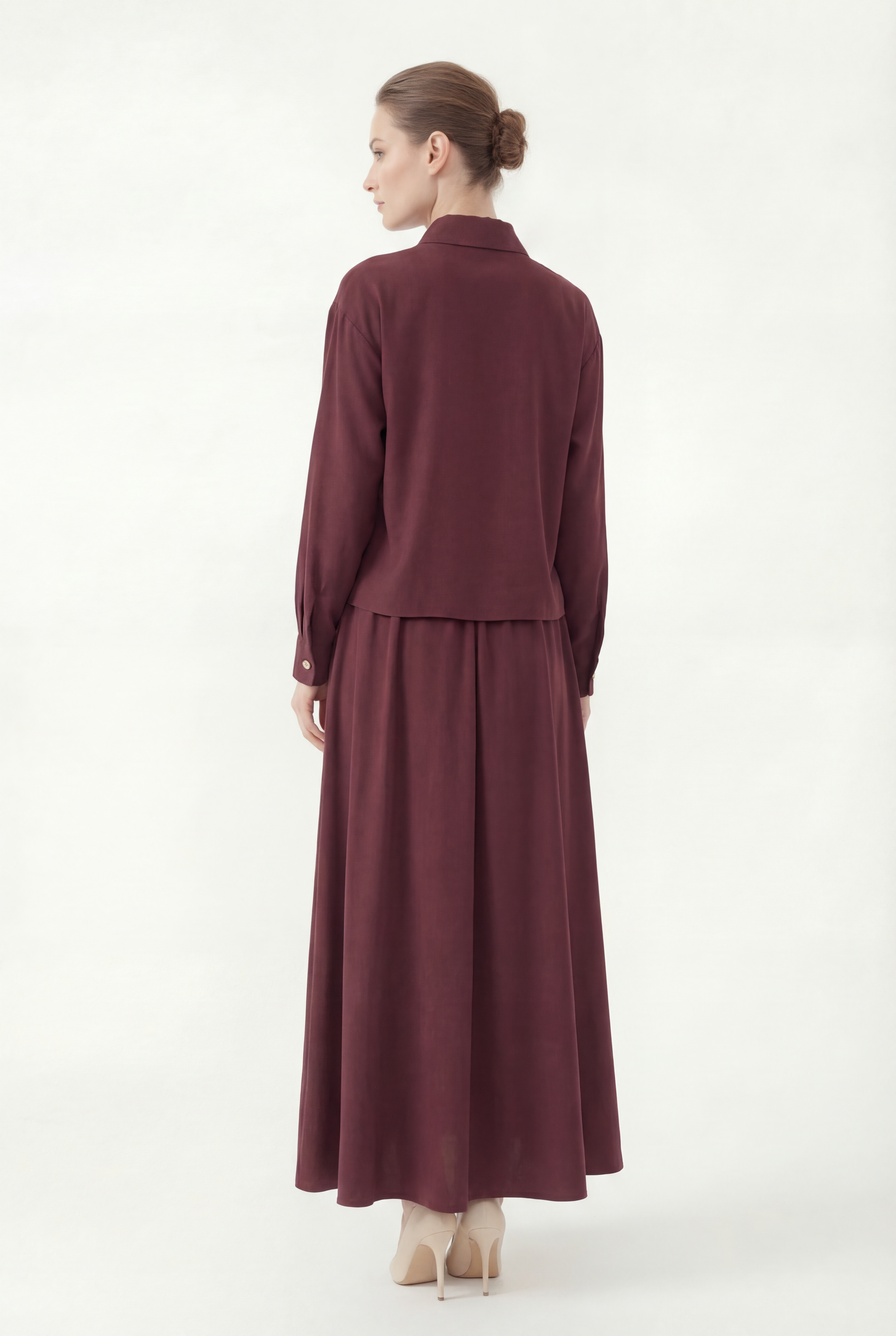 Broş Detaylı Fularlı Etek Takım Bordo