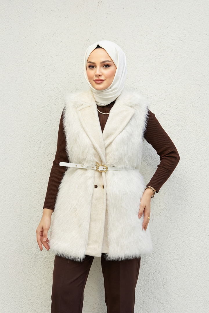 Deri Kemer Detaylı Peluş Yelek Ekru