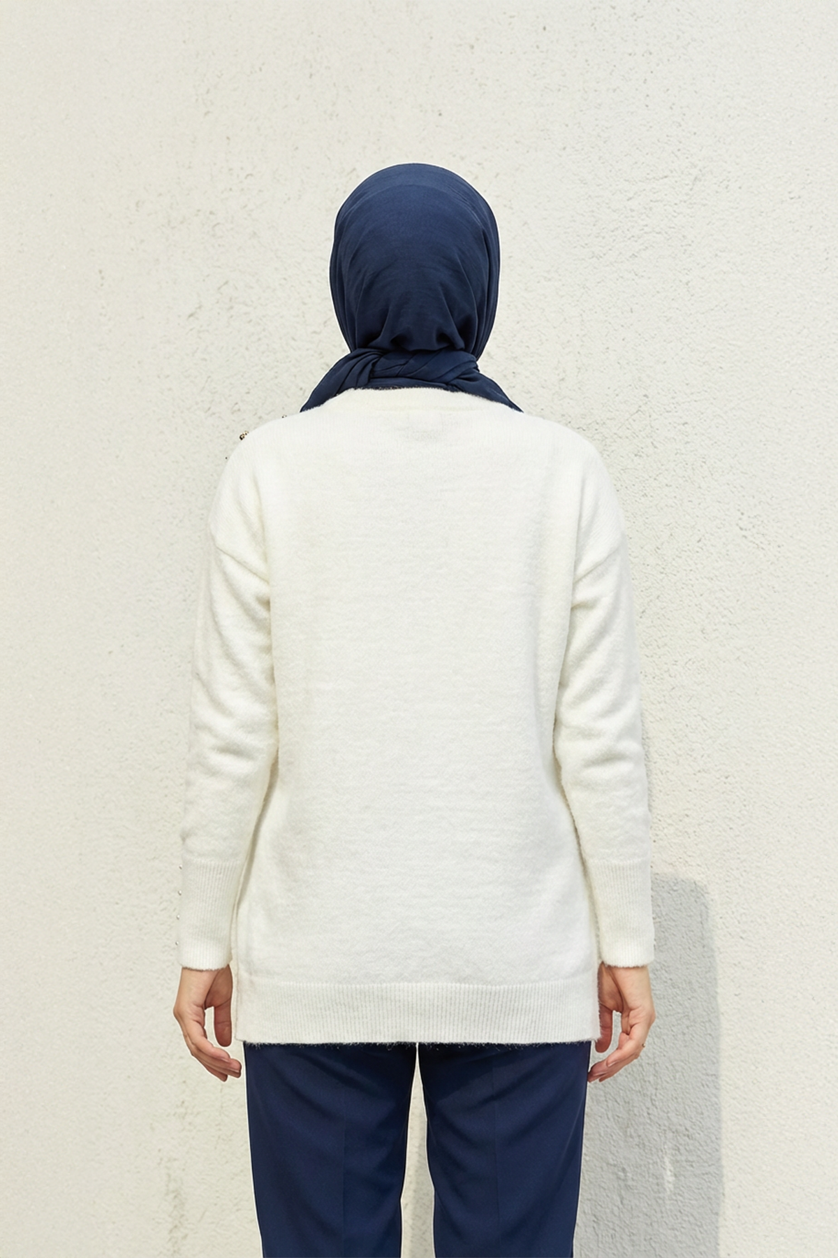 Taş İşlemeli Kazak Ekru