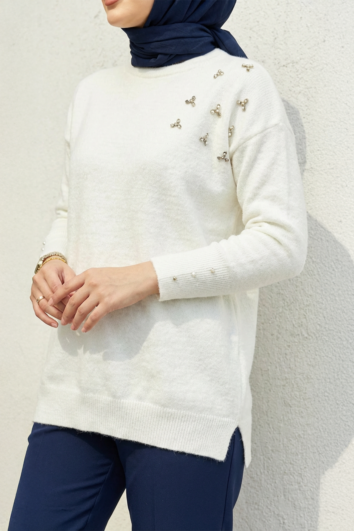 Taş İşlemeli Kazak Ekru