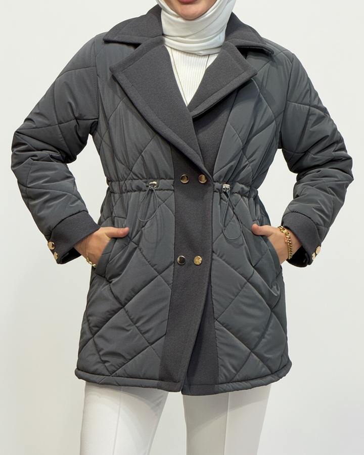 Kaşe Detaylı Kapitone Mont Gri