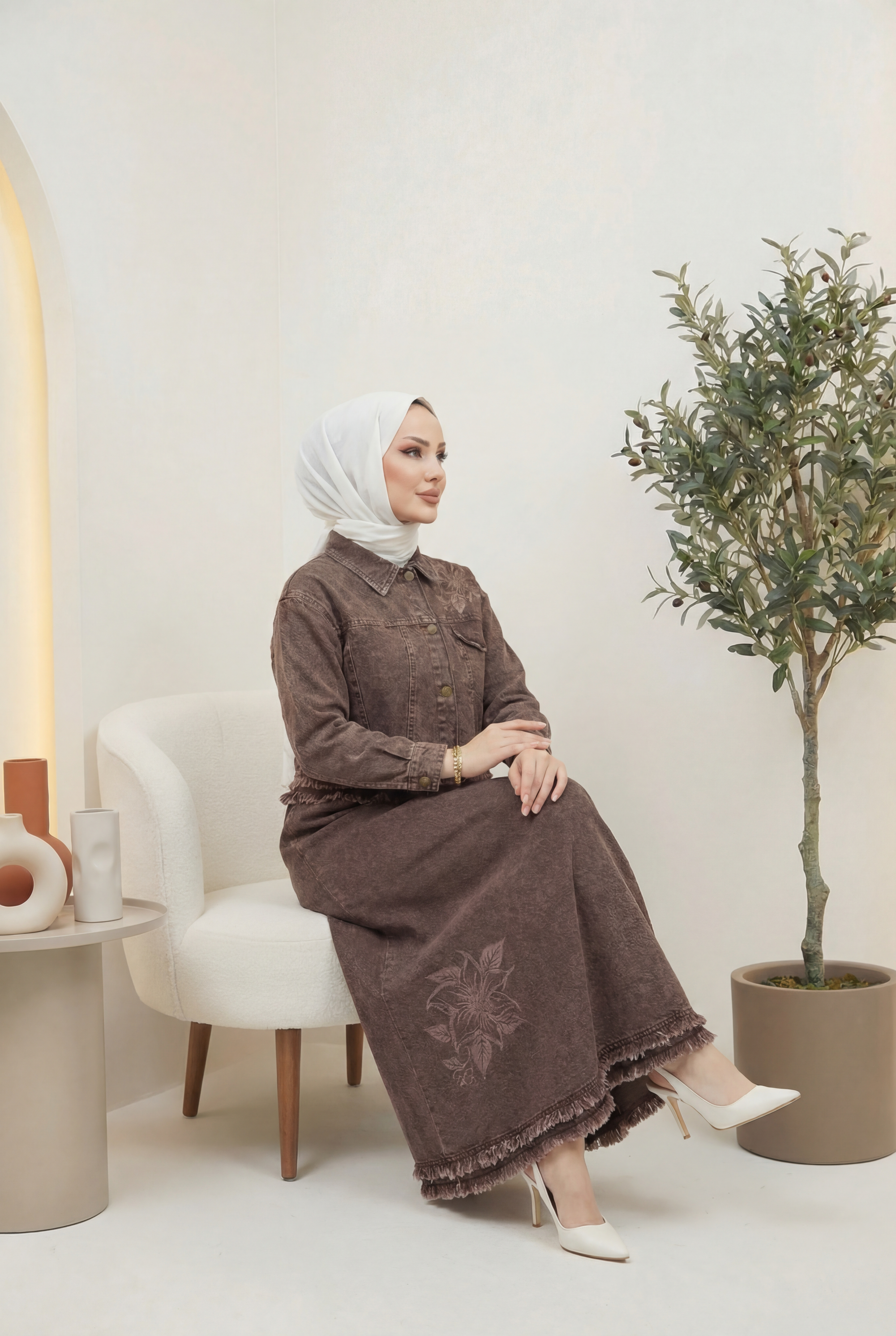 Çiçek Nakışlı Kot Ceket & Etek Takım Kahverengi