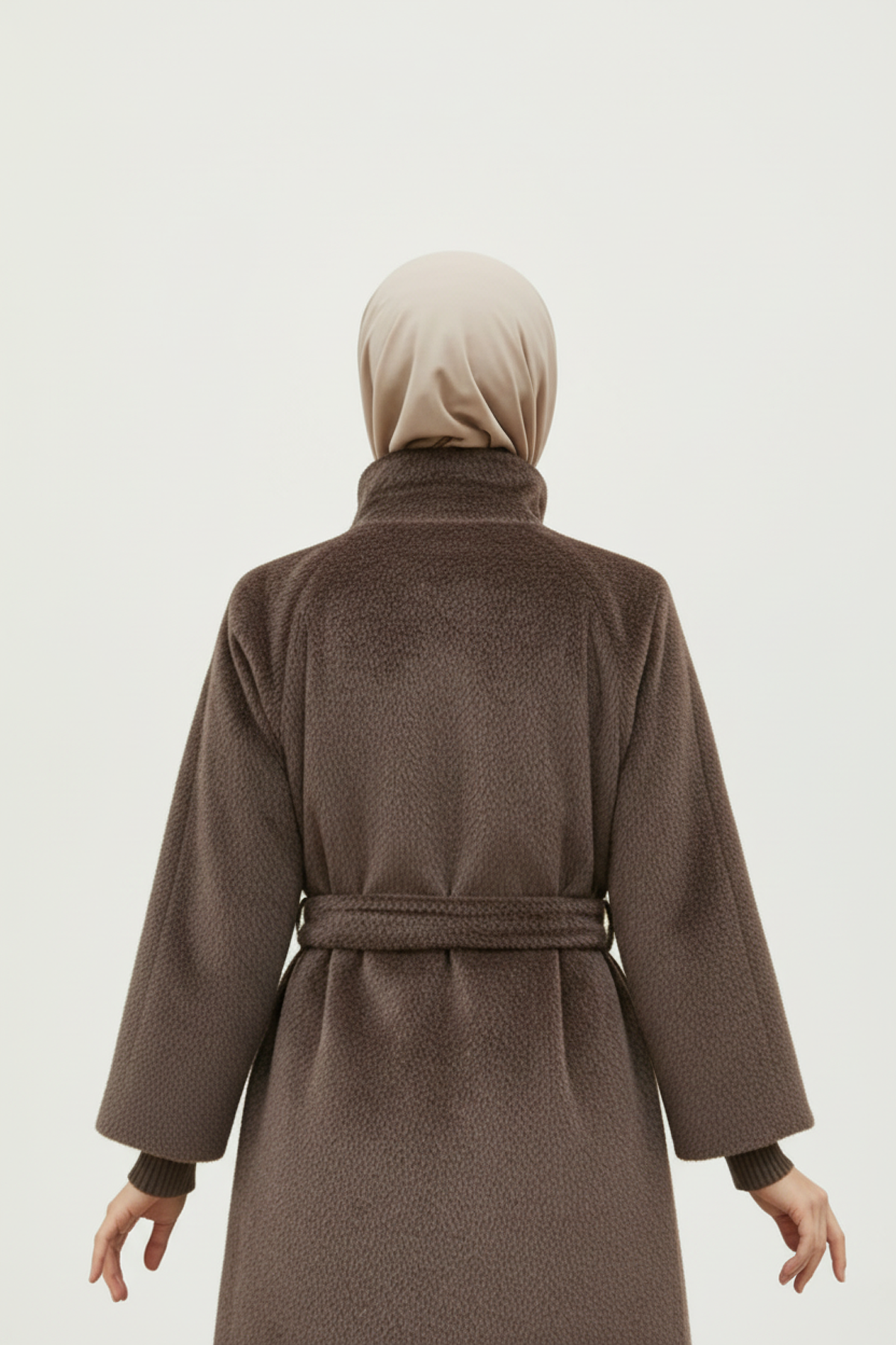 Broş Detaylı Kaşe Kumaş Kaban Kahve