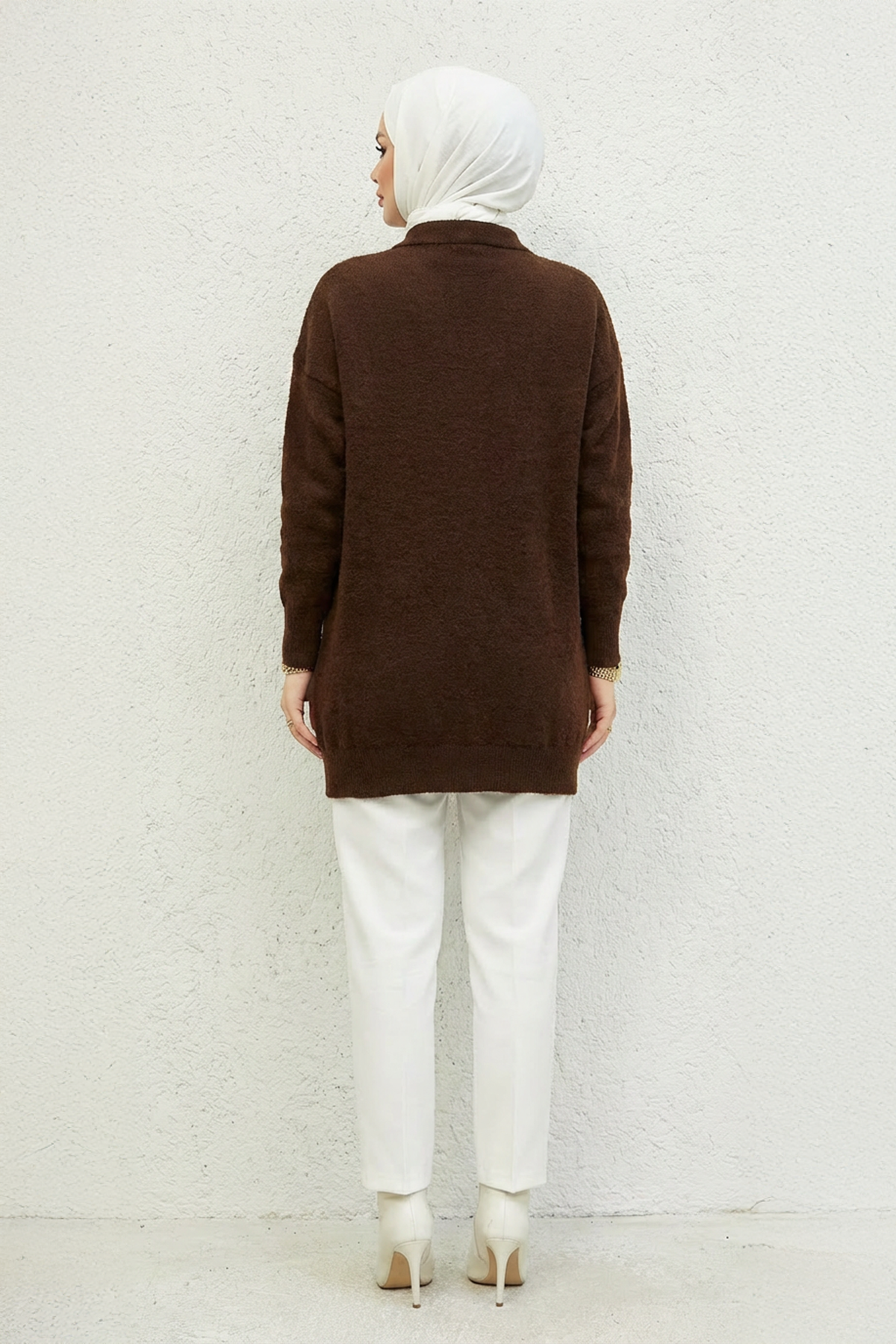 Yakası Fularlı Kazak Kahve