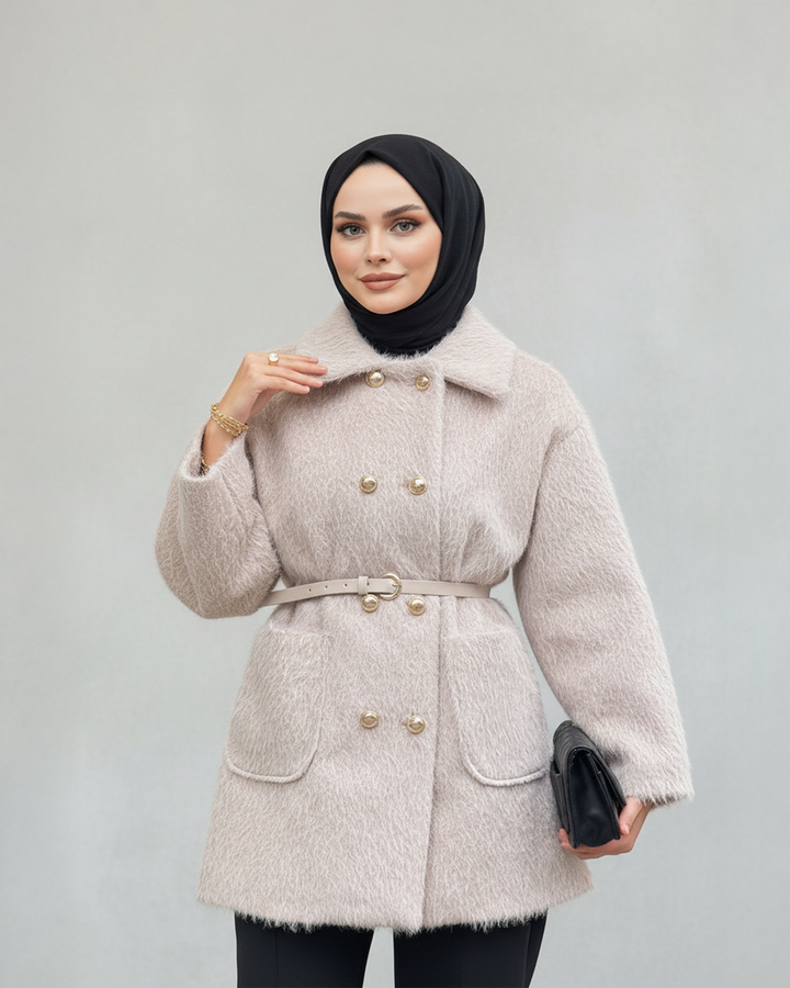 Tay Tüyü Gold Düğmeli Mont Bej