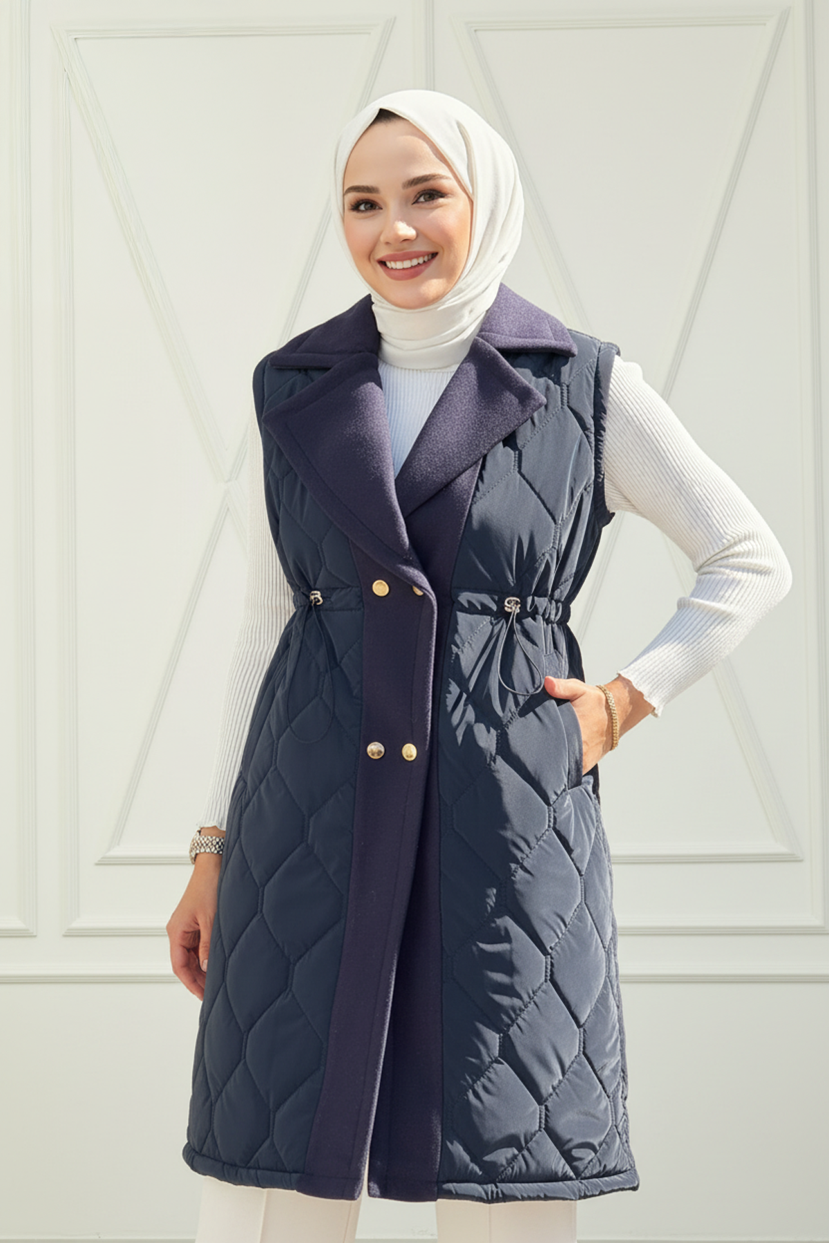 Ara Boy Kapitone Kaşe Detaylı Yelek Lacivert