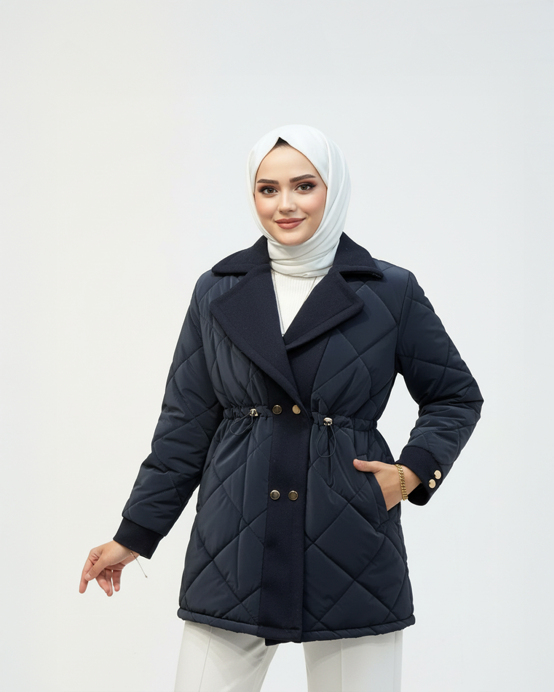 Kaşe Detaylı Kapitone Mont Lacivert