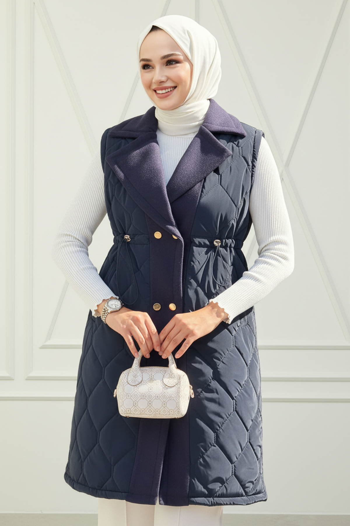 Ara Boy Kapitone Kaşe Detaylı Yelek Lacivert