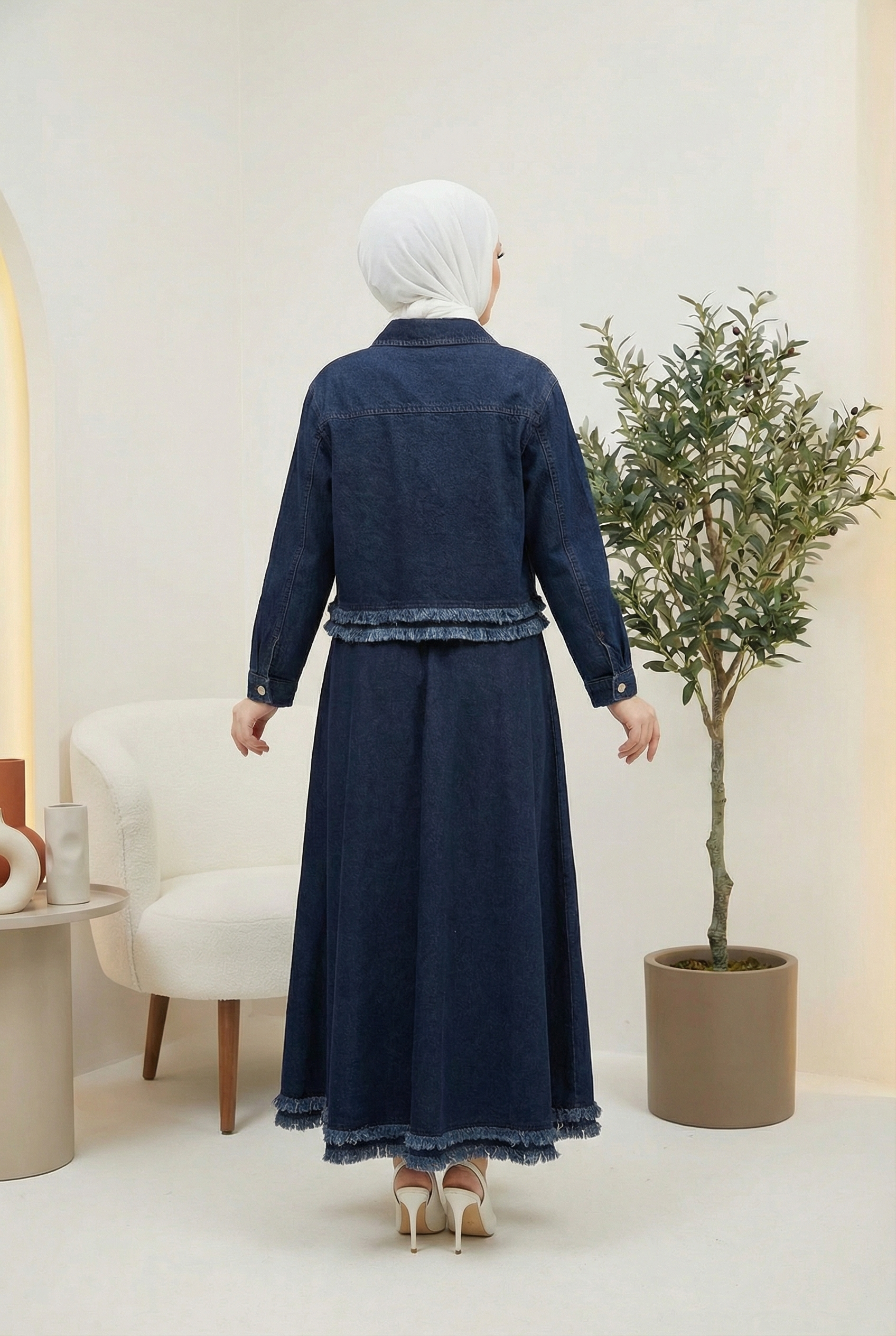 Çiçek Nakışlı Kot Ceket & Etek Takım Lacivert