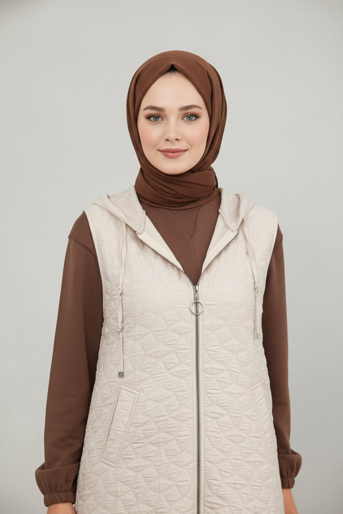 Kapüşonlu Kapitone Kumaş Yelek Taş