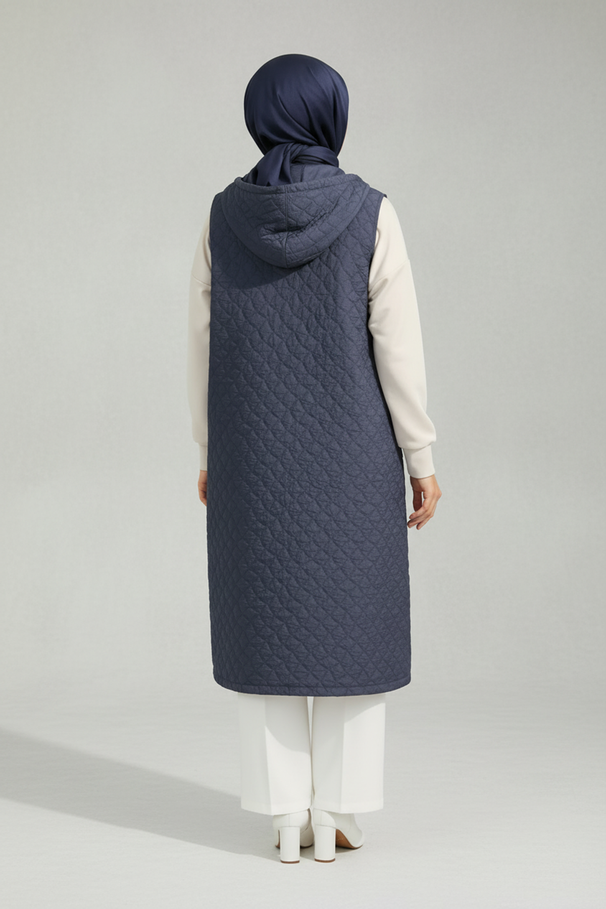 Kapüşonlu Kapitone Kumaş Yelek Lacivert