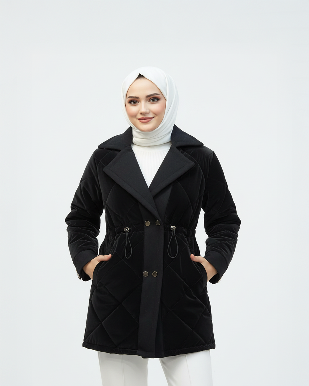 Kaşe Detaylı Kapitone Mont Siyah