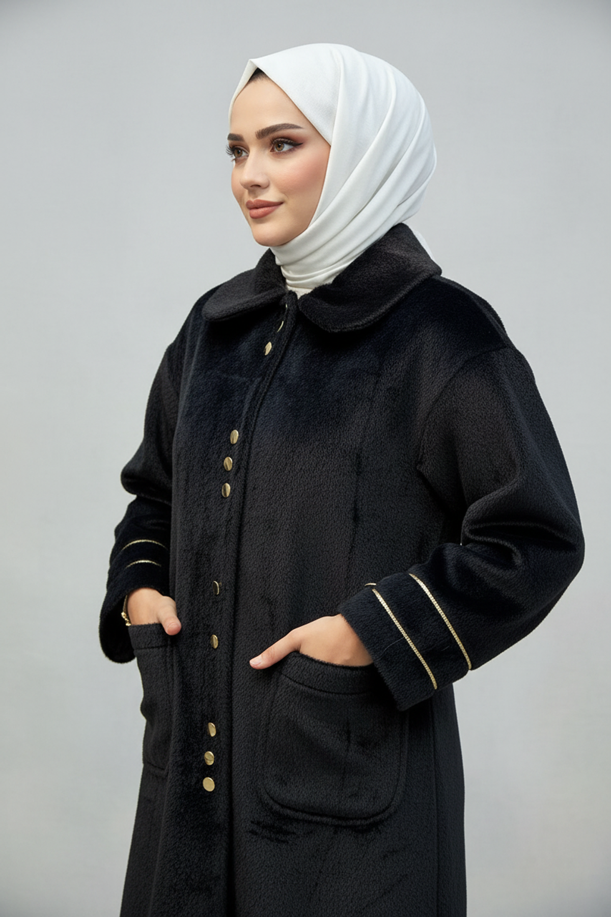 Gold Düğme Detaylı Angora Kaban Siyah