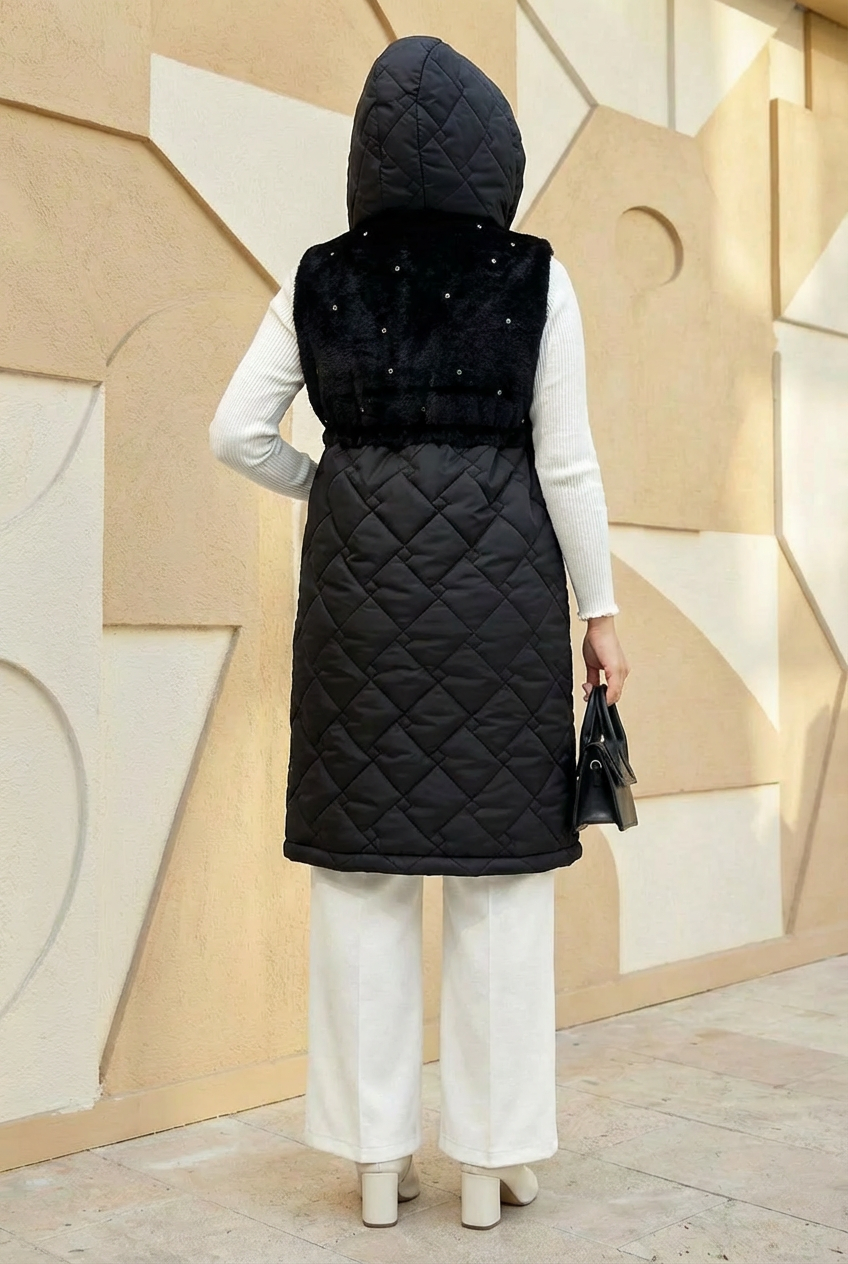 Taş İşlemeli Kürk Detaylı Kapitone Yelek Siyah