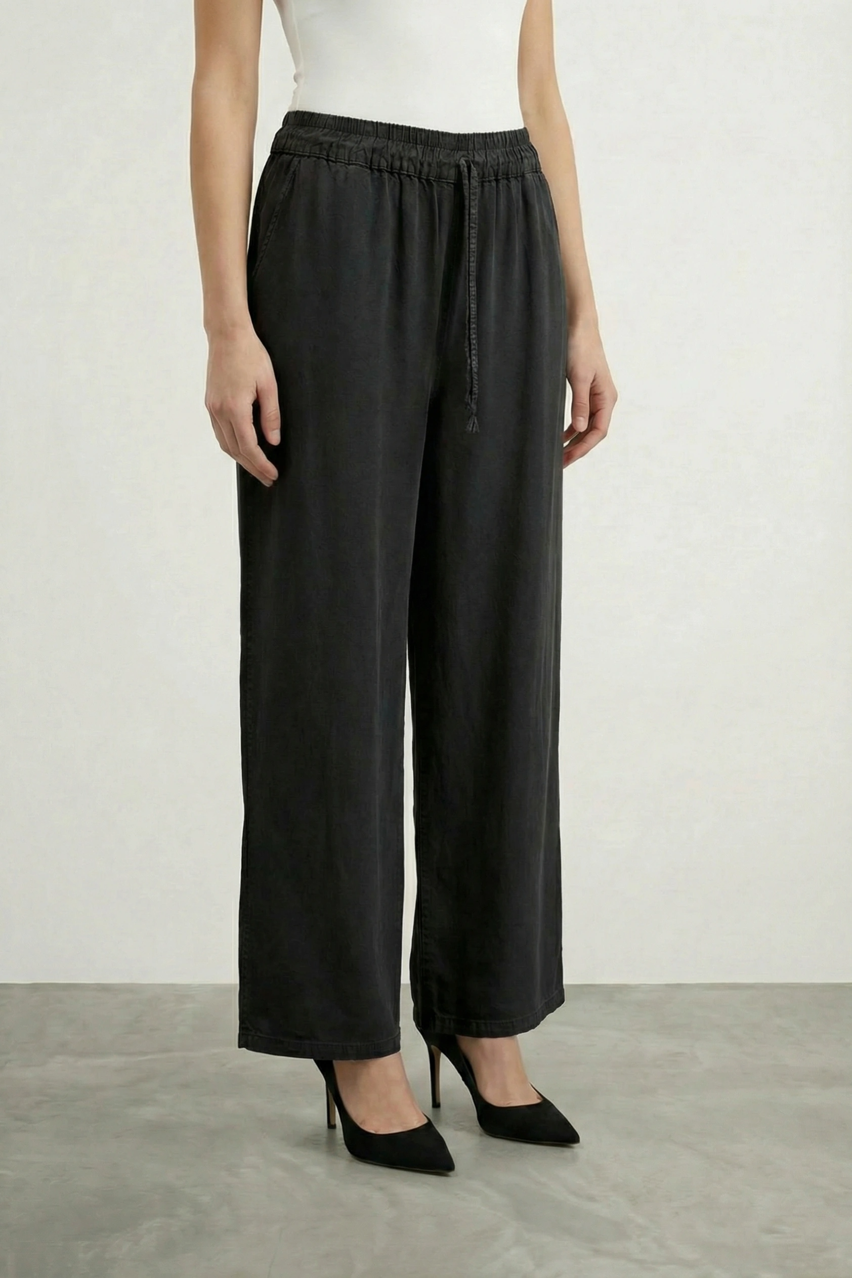 Tensel Kumaş Bol Paça Pantolon Siyah