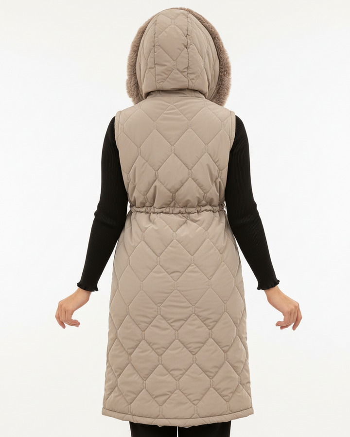 Kürk Detaylı Ara Boy Kapitone Yelek Vizon