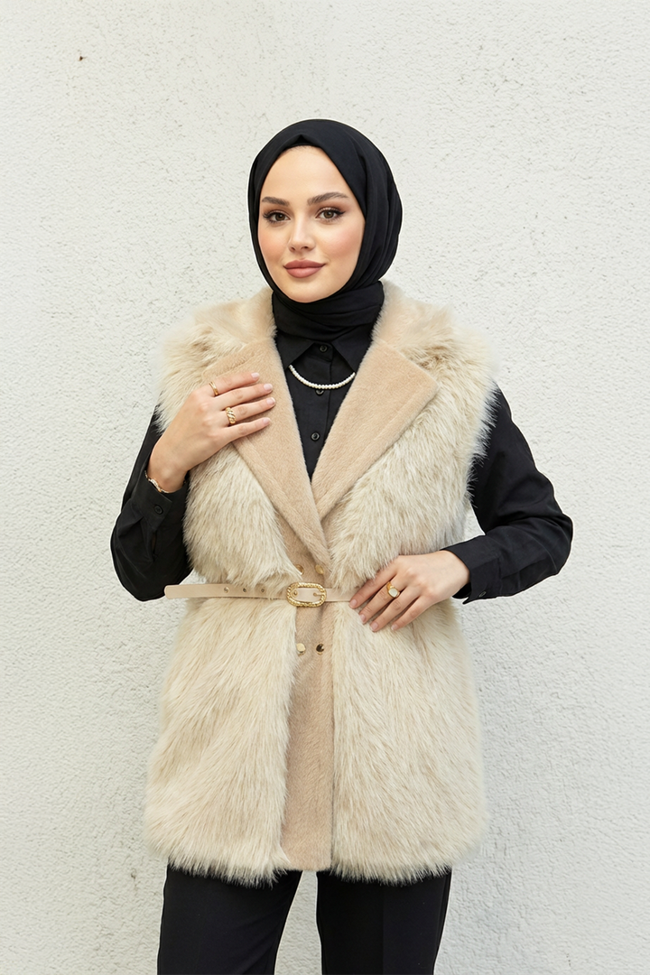 Deri Kemer Detaylı Peluş Yelek Vizon