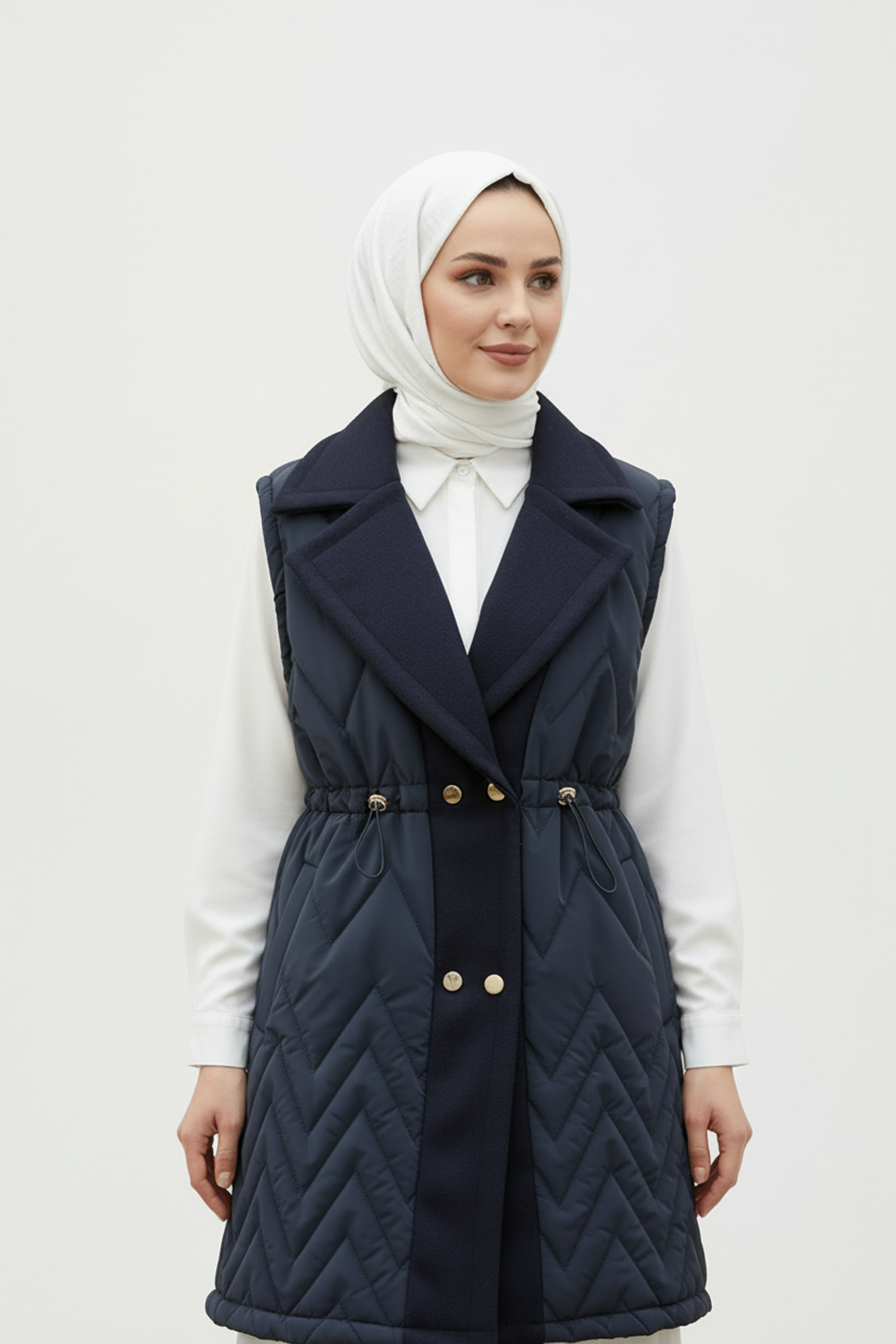 Premium Kaşe Detaylı Yelek Lacivert